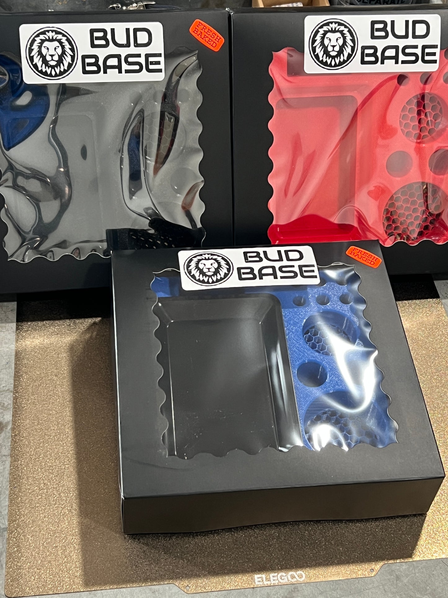 Magnetic Tray Station